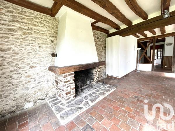 Maison rustique 9 pièces de 372 m² à Saint-Hilarion (78125)