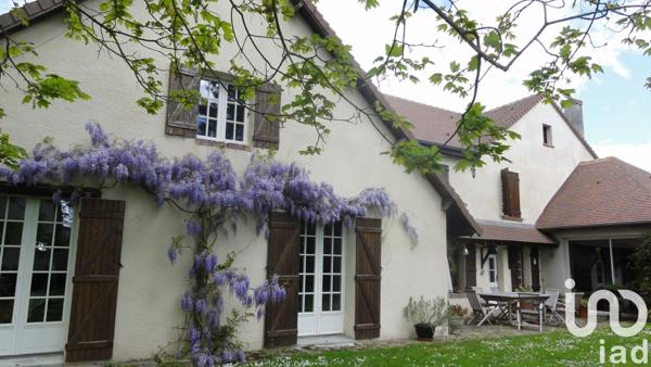 Maison rustique 9 pièces de 372 m² à Saint-Hilarion (78125)