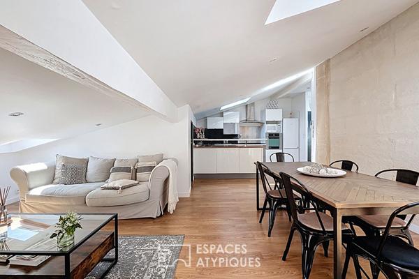 Appartement cosy au dernier étage avec ascenseur au coeur du Triangle d’Or