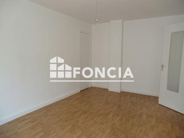 Location Appartement 3 pièces 50.54 m² - J.VALLIER-E.VARLIN-DR CALMETTE Grenoble 38000