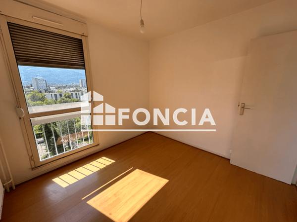 Location Appartement 4 pièces 70.8 m² - LE GRAND PARC Grenoble 38100