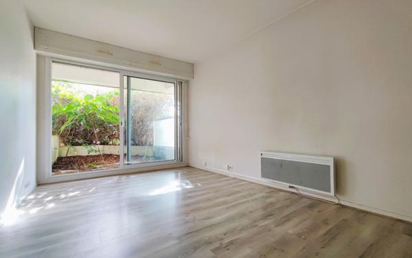 Appartement à vendre    1 pièce • 25,44 m2 La Rochelle