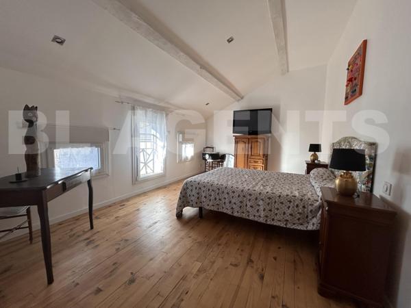 Maison d'exception  centre village 