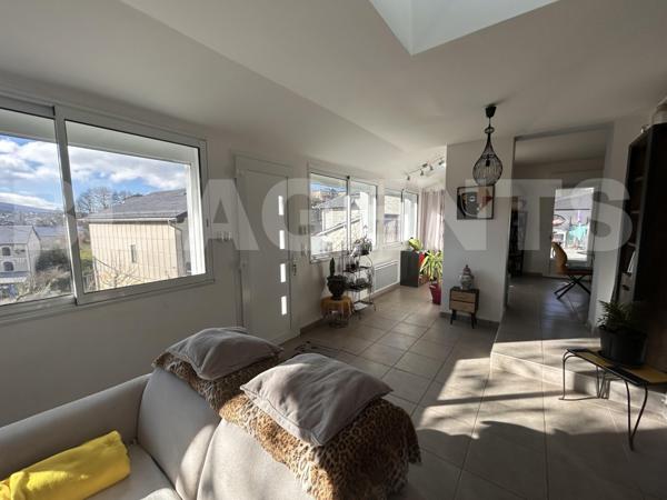 Maison d'exception  centre village 