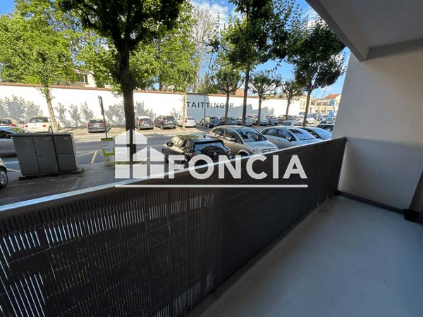 Location Studio meublé 32.5 m² - 34 BOULEVARD VICTOR HUGO Reims 51100