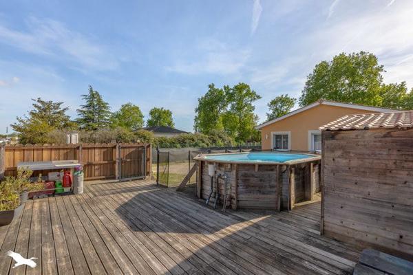 Maison à vendre 365 680 € Saint-Jean-d'Illac 4 p 81 m² DPE A