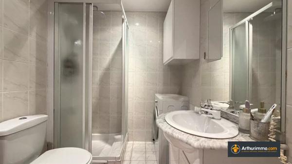 Vente                                                      Appartement
                        
                     1 pièces                      25 m2                     à Nice