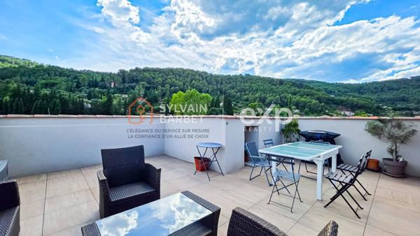 83210 SOLLIES-PONT - DUPLEX 4 PIECES AVEC 2 TERRASSES 2 PARKINGS PRIVÉS - QUARTIER CENTRE- BUS ZOU 849 – 881 - 882