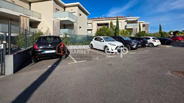 83210 SOLLIES-PONT - DUPLEX 4 PIECES AVEC 2 TERRASSES 2 PARKINGS PRIVÉS - QUARTIER CENTRE- BUS ZOU 849 – 881 - 882