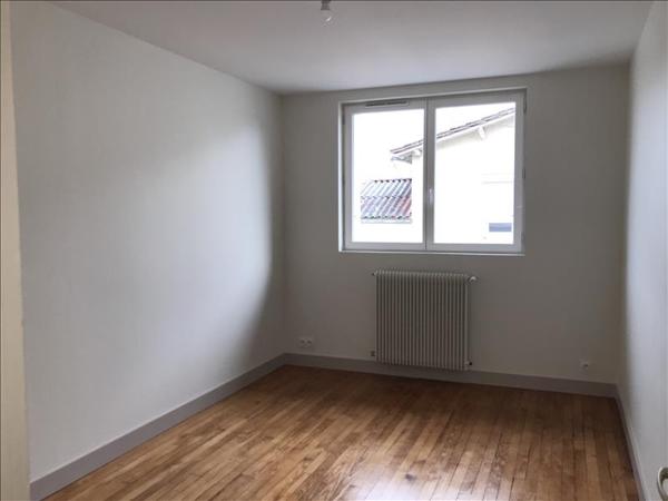 Appartement à louer |  MONTPON MENESTEROL |  2 pièces | 48 m²