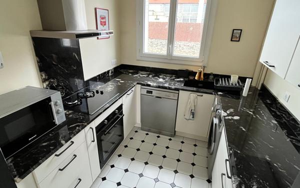 Appartement à louer    3 pièces • 73 m2 Limoges