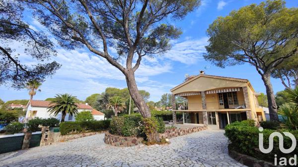 Maison à vendre 7 pièces 200 m² Saint-Raphaël