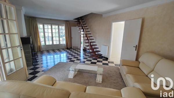 Maison à vendre 7 pièces 200 m² Saint-Raphaël