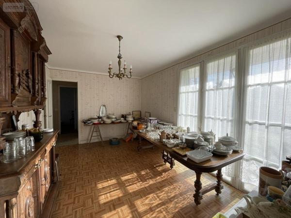 Maison à vendre à Cossé-le-Vivien en Mayenne (53230), ref : 53032-1068