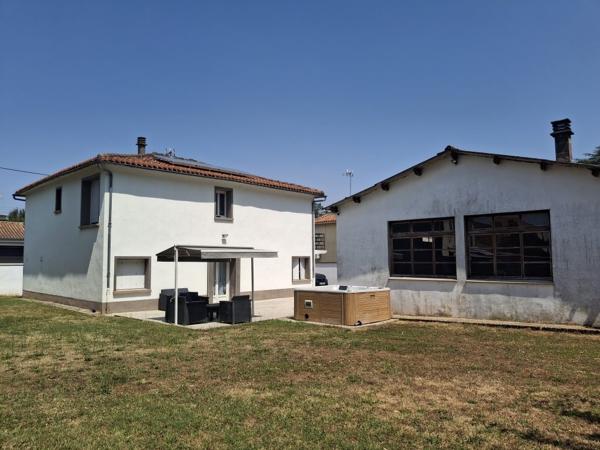 MAISON DE VILLE RENOVEE AVEC ATELIER