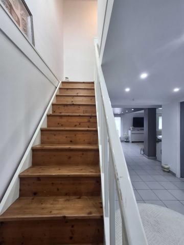 MAISON DE VILLE RENOVEE AVEC ATELIER