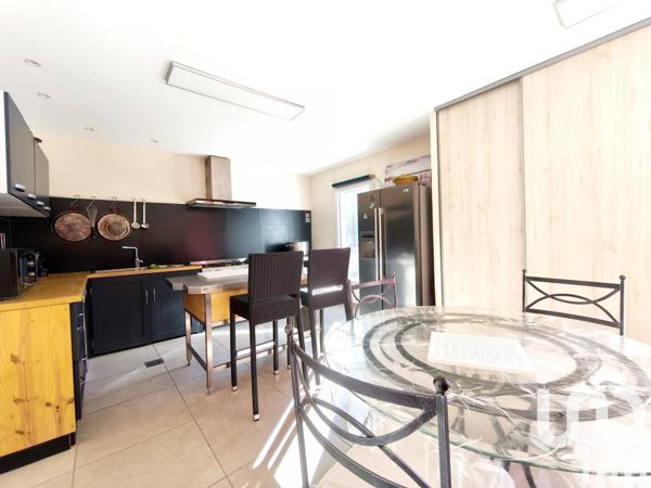 Maison à vendre 8 pièces 225 m² Baho