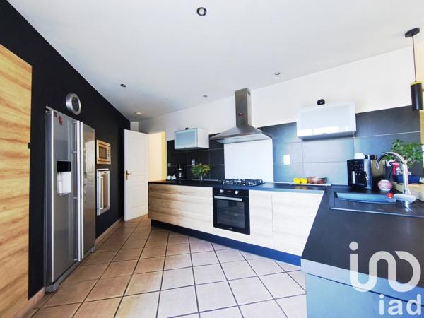 Maison à vendre 8 pièces 225 m² Baho