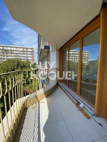 Appartement Paris 3 pièce(s) 70.37 m2 - métro PORTE DE BAGNOLET