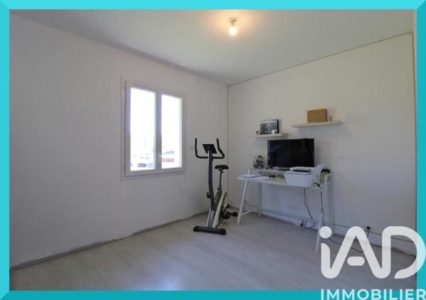 Maison à vendre 6 pièces 120 m² Saint-Germain-les-Vergnes