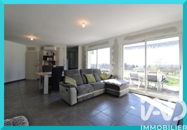 Maison à vendre 6 pièces 120 m² Saint-Germain-les-Vergnes