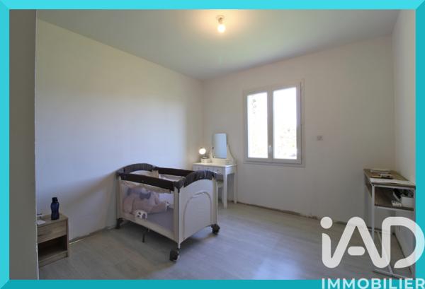 Maison à vendre 6 pièces 120 m² Saint-Germain-les-Vergnes