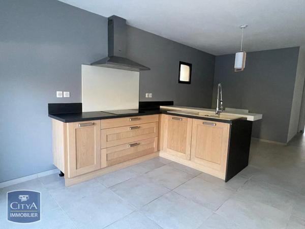 Maison à louer 7 pièces 150m²