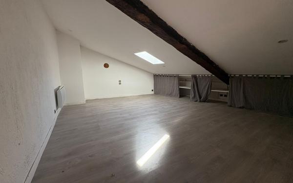 Maison à vendre    3 pièces •  La Tour