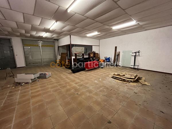 Vente
                Maison130 m² - 4 Pièces -
                    BORDEAUX (33100)