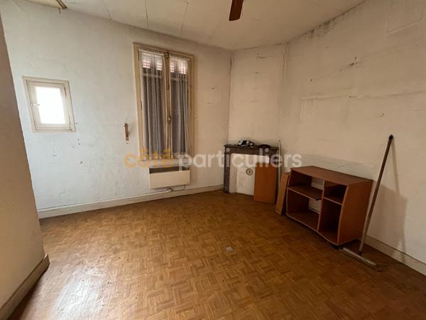 Vente
                Maison130 m² - 4 Pièces -
                    BORDEAUX (33100)