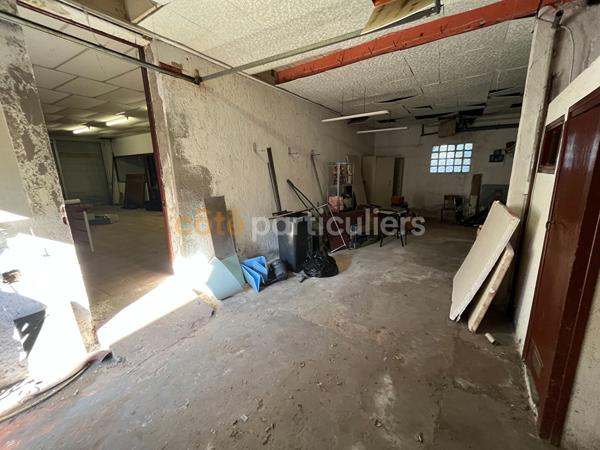 Vente
                Maison130 m² - 4 Pièces -
                    BORDEAUX (33100)