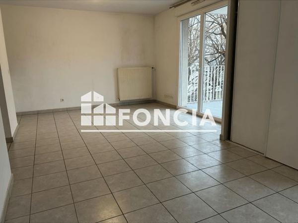 Location Studio 32.2 m² - 1 AVENUE ARISTIDE BERGES Seyssinet Pariset 38170