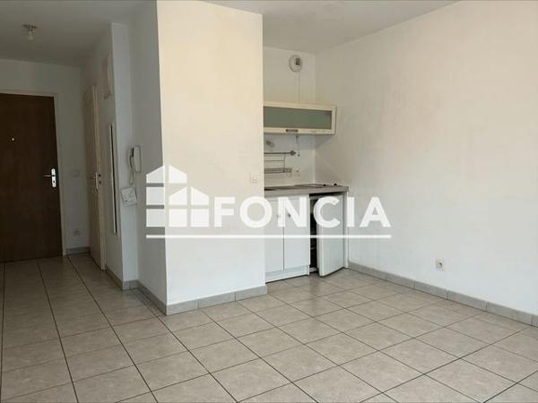 Location Studio 32.2 m² - 1 AVENUE ARISTIDE BERGES Seyssinet Pariset 38170