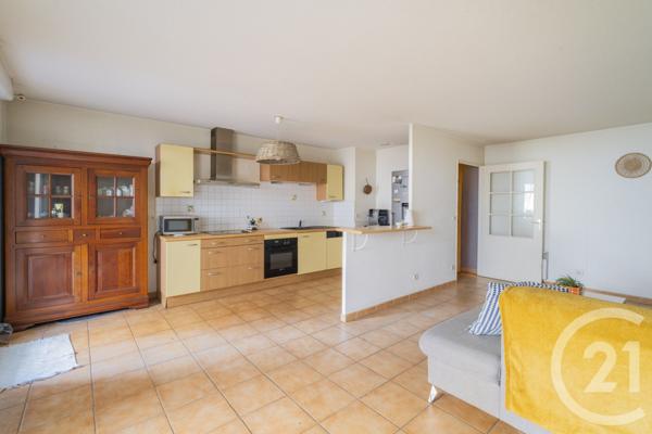 Appartement F3 à vendre  3 pièces - 68 m2 MARSEILLE - 13004