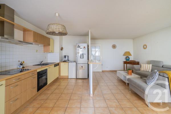 Appartement F3 à vendre  3 pièces - 68 m2 MARSEILLE - 13004