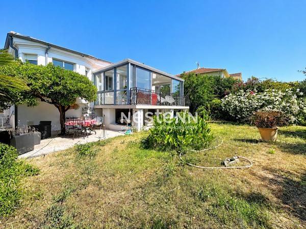 Golfe Juan - Maison individuelle 130 m² - terrain 400m² - Garage - Studio 20m²