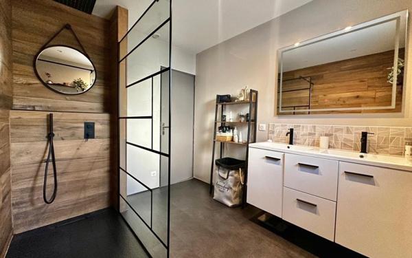 Maison à vendre    5 pièces • 128 m2 Marsillargues