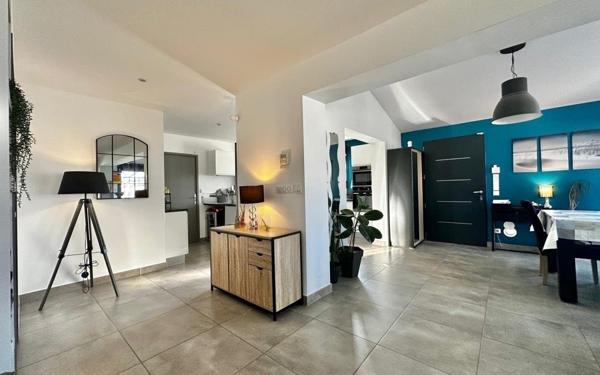 Maison à vendre    5 pièces • 128 m2 Marsillargues