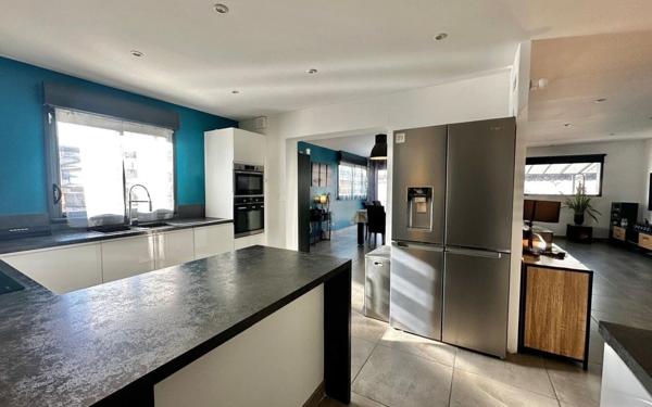 Maison à vendre    5 pièces • 128 m2 Marsillargues