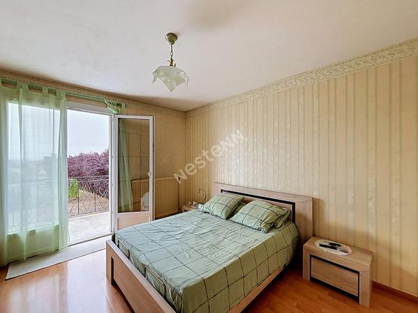 Maison à vendre à INGRANDES-LE-FRESNE-SUR-LOIRE- 5 chambres - grand jardin
