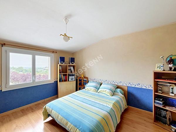 Maison à vendre à INGRANDES-LE-FRESNE-SUR-LOIRE- 5 chambres - grand jardin