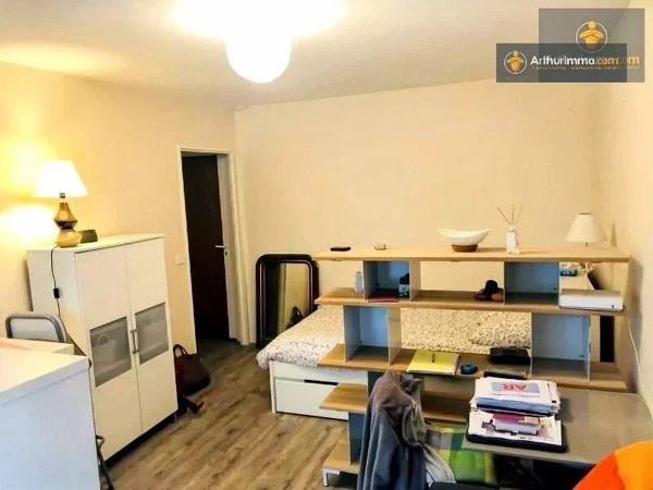 Location Appartement 1 pièces 26 m2 à Puteaux