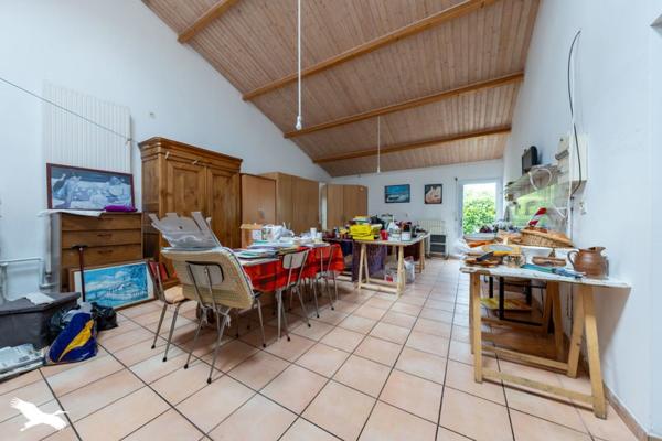 Maison à vendre |  Le Poiré-sur-Vie |  5 pièces | 137,9 m²