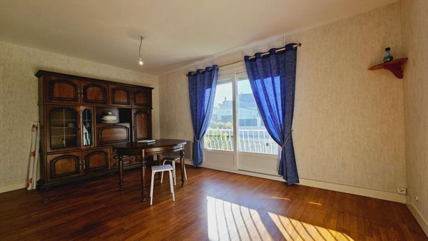 MAISON 3 PIECES 2 CHAMBRES SOUS-SOL GARAGE JARDIN