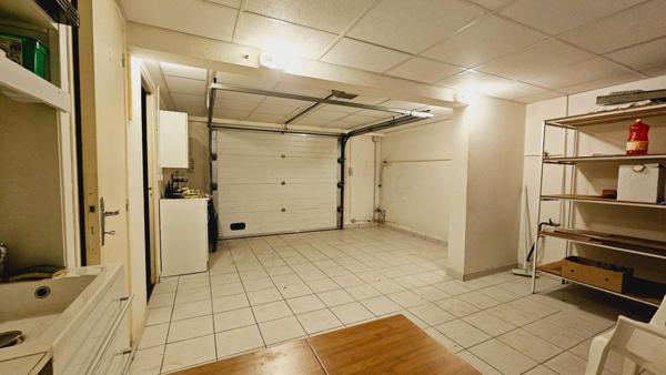 MAISON 3 PIECES 2 CHAMBRES SOUS-SOL GARAGE JARDIN