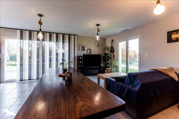 Maison à vendre |  Fronton |  4 pièces | 100 m²