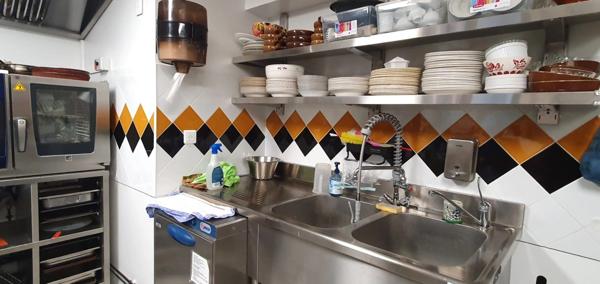 Murs et Fonds de commerce Restaurant traditionnel - à vendre CLAMECY (58)