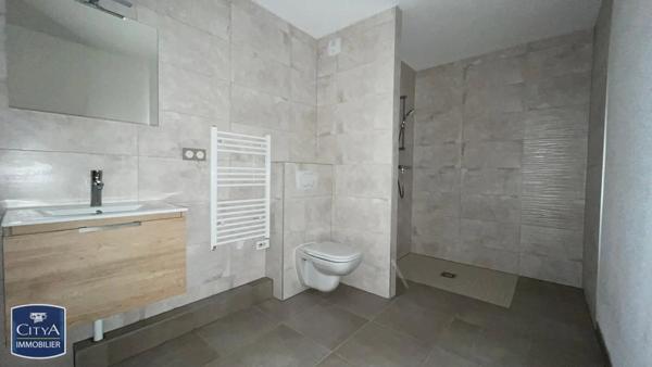 Appartement à louer 2 pièces 48.53m² Saint-Louis (68300)