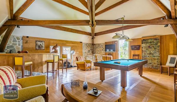 Maison à vendre 9 pièces 680m²