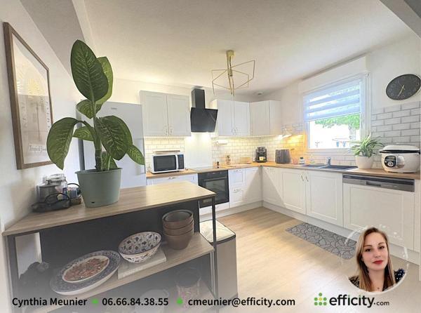 Maison
         4 pièces
        - 80 m²